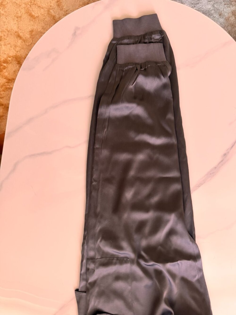 Cami NYC Elsie Silk Charmeuse Cargo Jogger Pant Slate Gray Size Medium - Picture 3 of 5